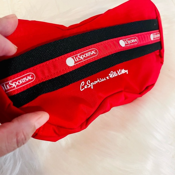 LeSportsac Hello Kitty 50th Anniversary Red Bow Clutch Cosmetic Bag Extr… - Picture 5 of 7